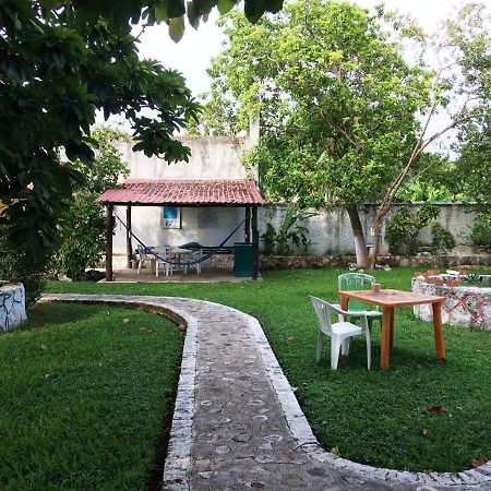 Amigos Hostel Cozumel Esterno foto