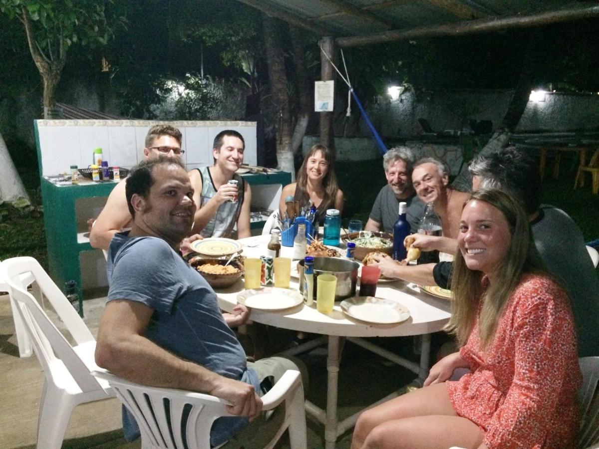 Amigos Hostel Cozumel Esterno foto