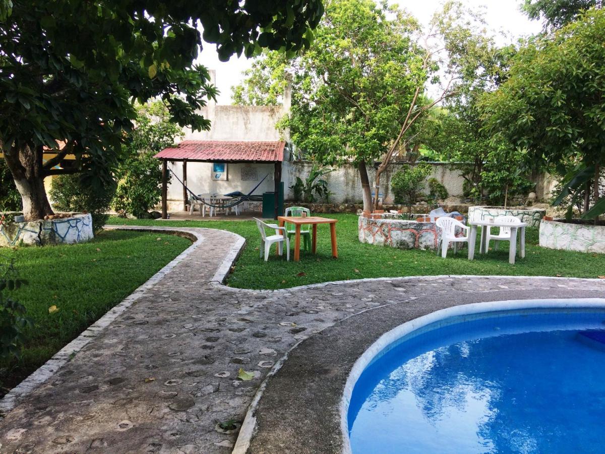 Amigos Hostel Cozumel Esterno foto