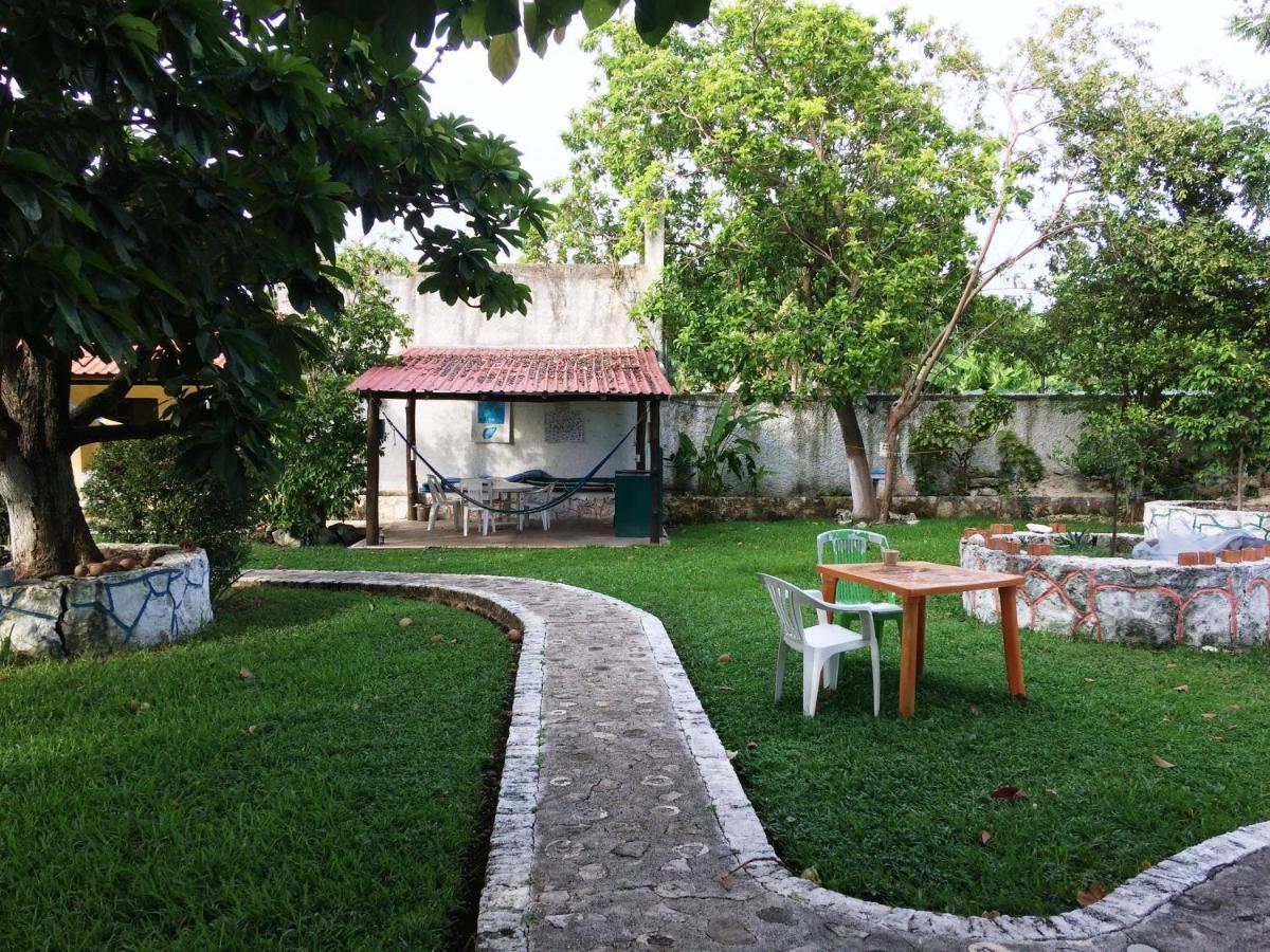 Amigos Hostel Cozumel Esterno foto